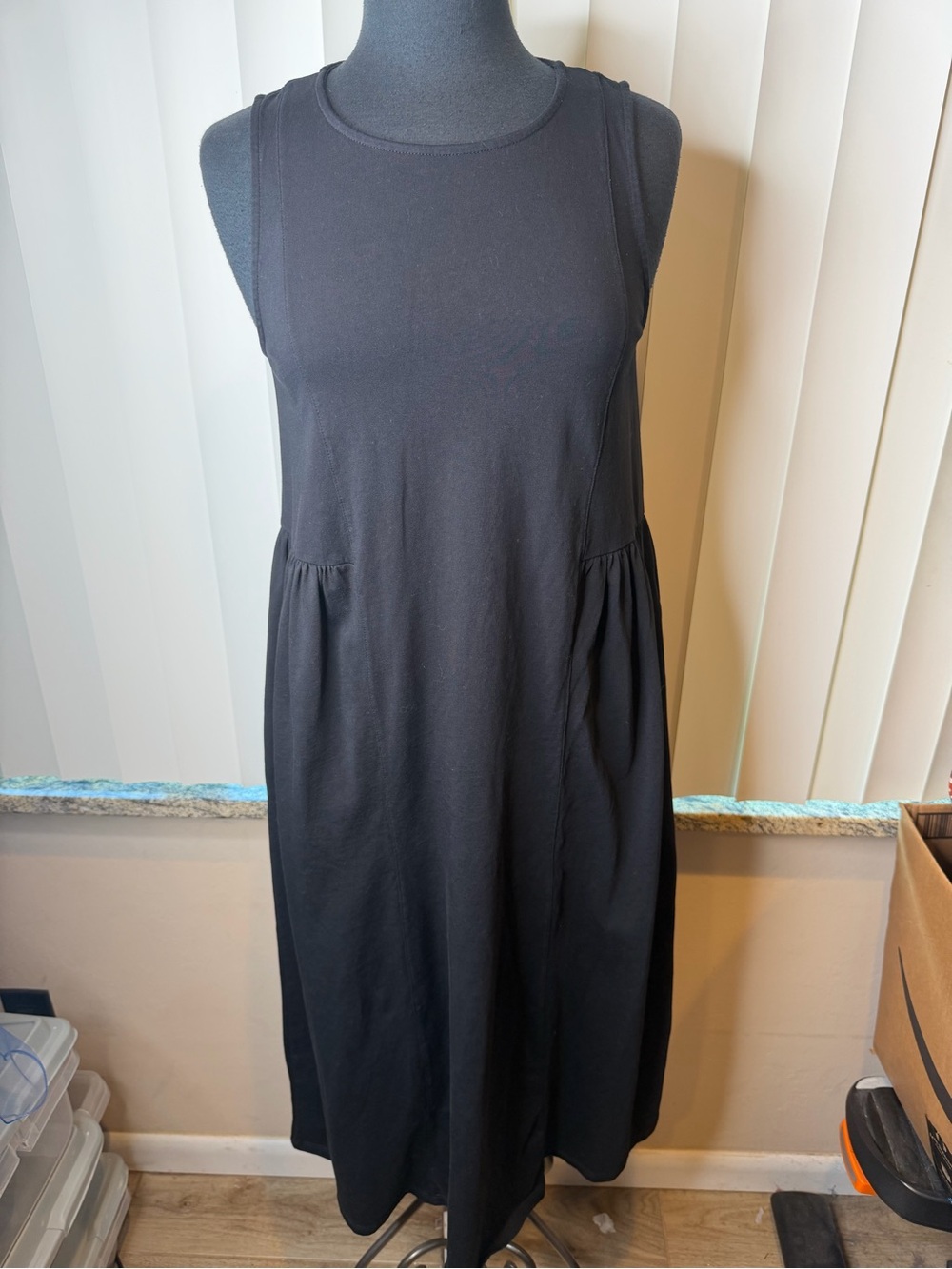 United Colors of Benetton sleeveless midi dress mixed-media design Size Small